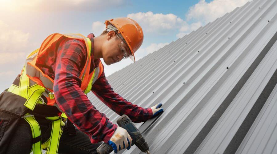 Professional gutter cleaning in Wolfcreek, WV